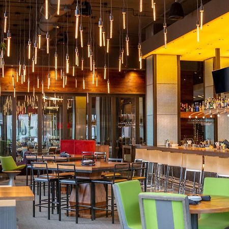 Hilton Garden Inn Louisville Downtown Екстериор снимка